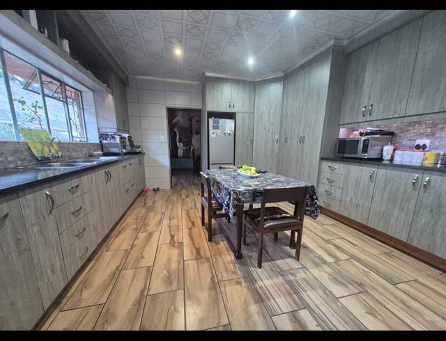4 BEDROOM HOUSE FOR SALE IN DUNCANVILLE